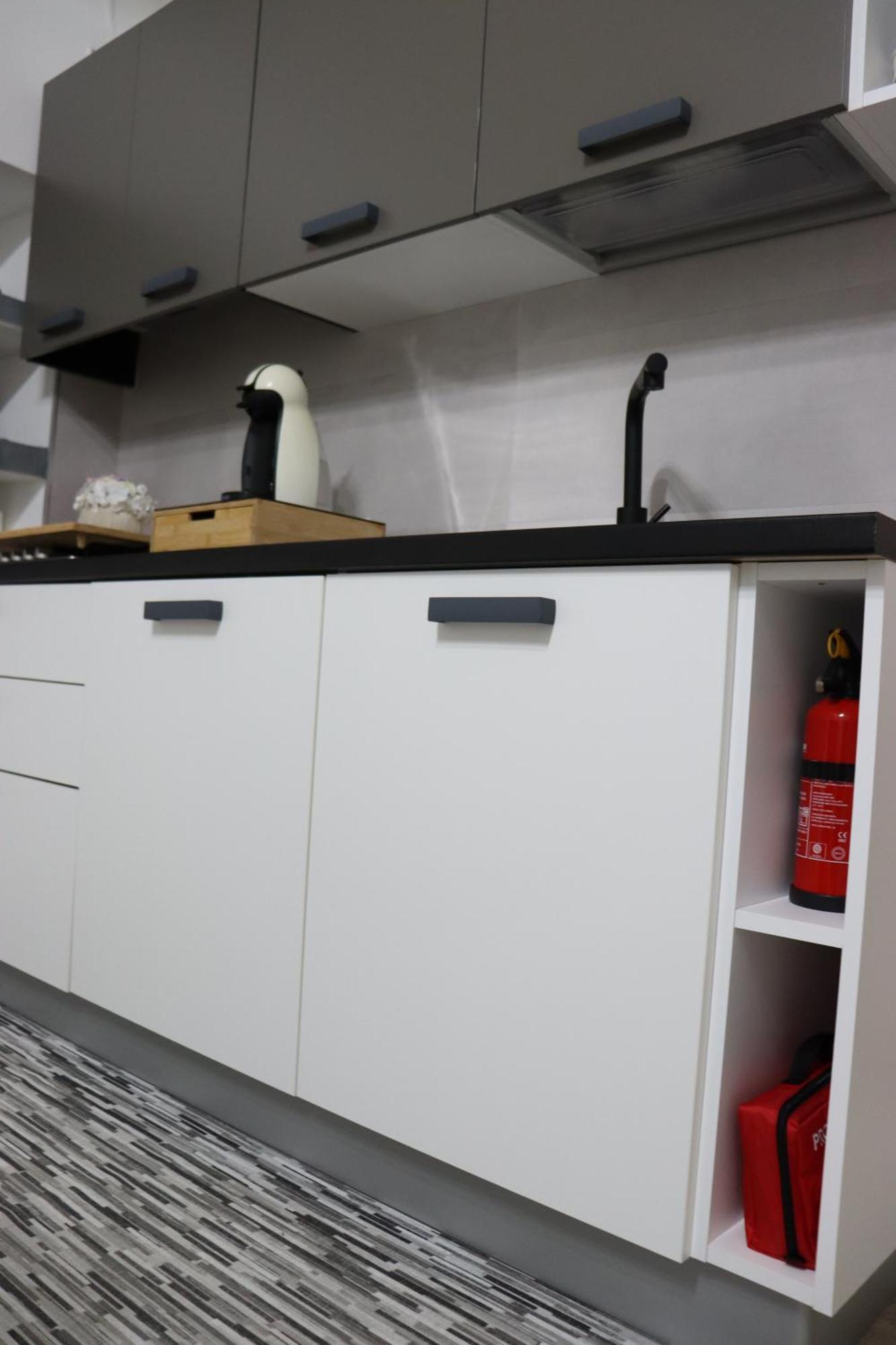 Laviano House Apartment Brindisi Bagian luar foto