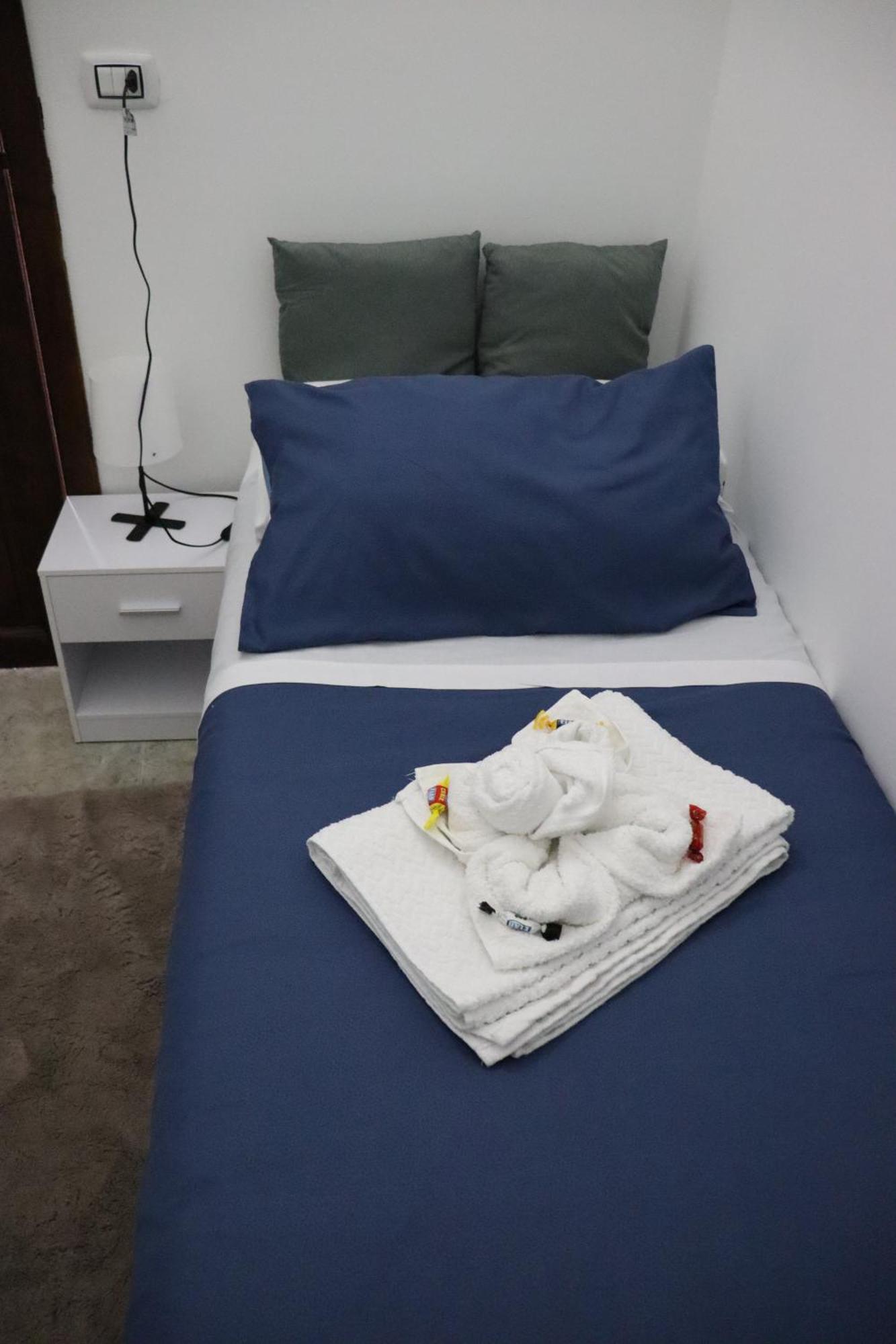 Laviano House Apartment Brindisi Bagian luar foto