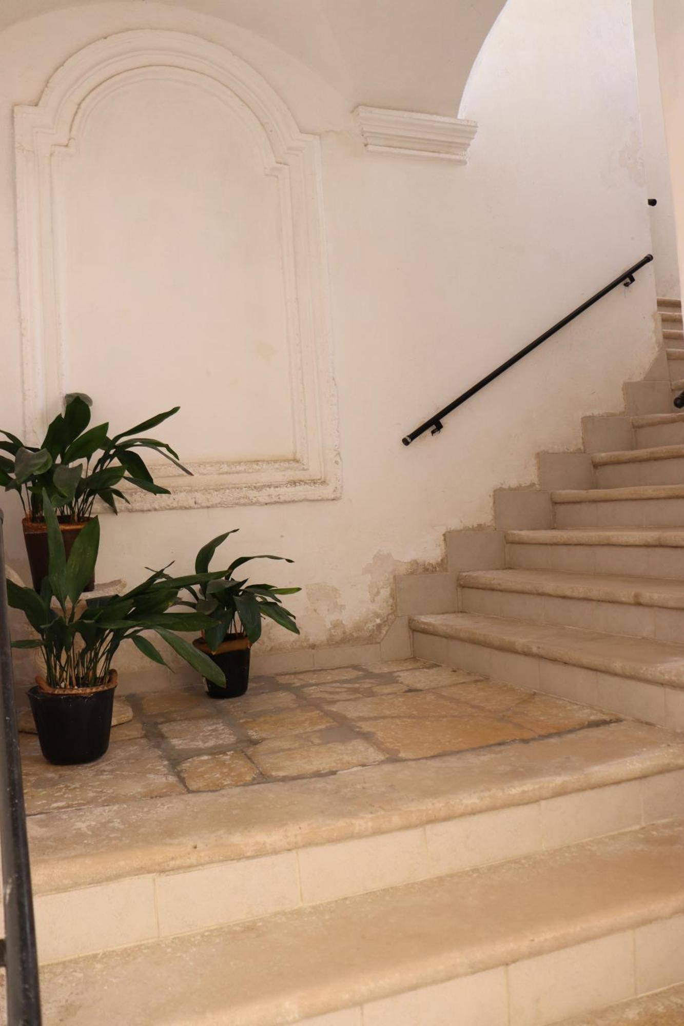 Laviano House Apartment Brindisi Bagian luar foto