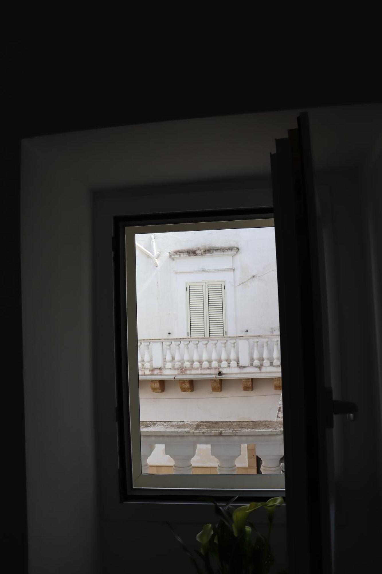 Laviano House Apartment Brindisi Bagian luar foto